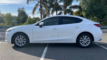 https://dvg-vehicle-assets.s3.amazonaws.com/V004223/565kxp04w9d7kwaxdf66pnlpj.jpg