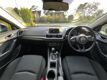 https://dvg-vehicle-assets.s3.amazonaws.com/V004223/5y4o7kyo74wjyfq6qc88enypi.jpg