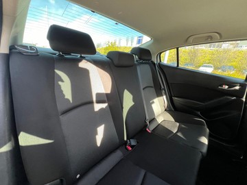 https://dvg-vehicle-assets.s3.amazonaws.com/V004223/lqh6jv4k8sm6tvkisffjof18.jpg