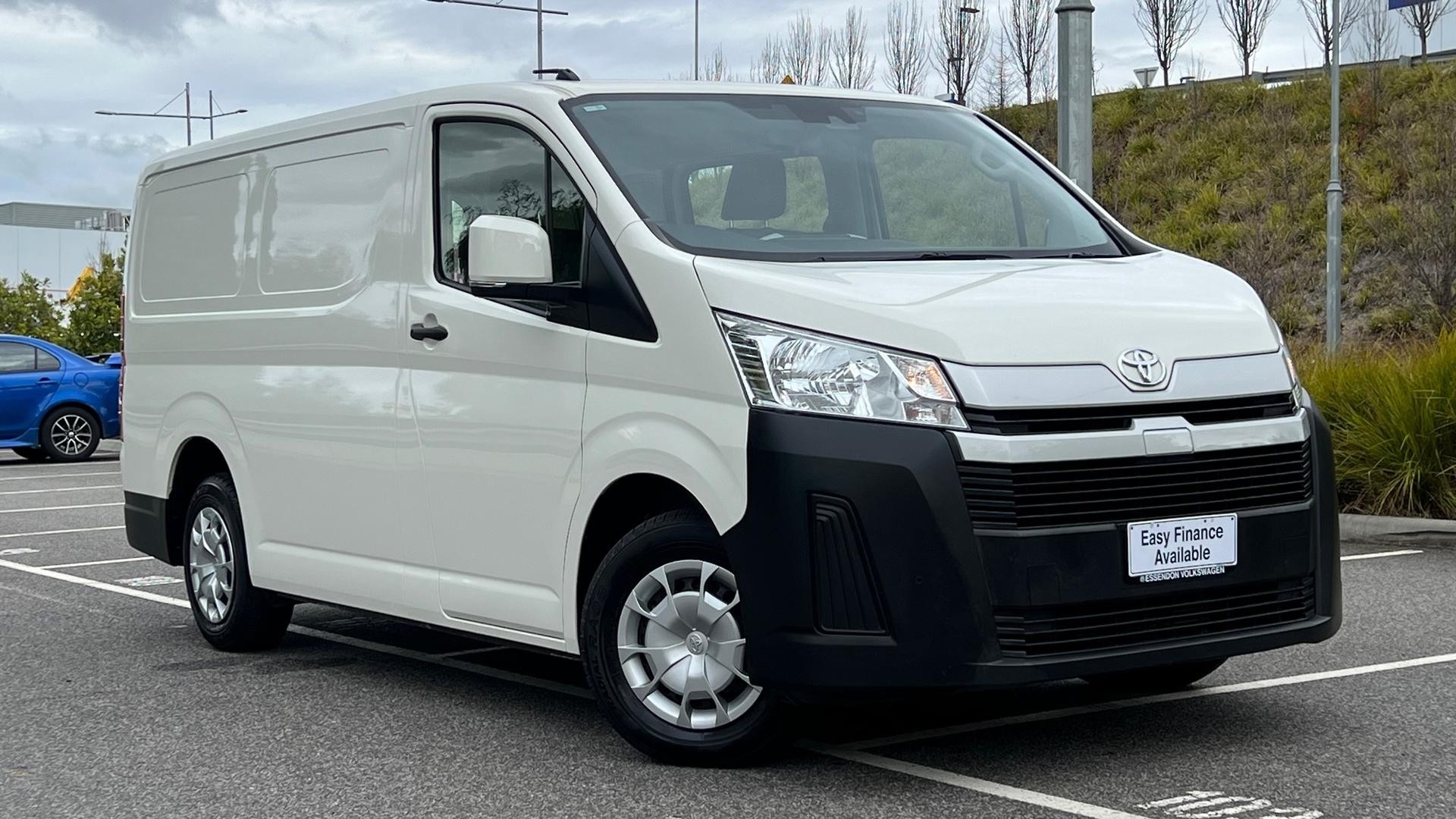 Toyota Hiace image 1