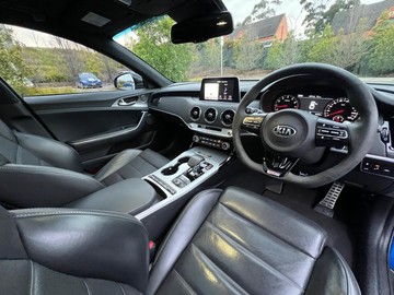 https://dvg-vehicle-assets.s3.amazonaws.com/V004229/elr7lup9qnapag9aw95epbz1u.jpg