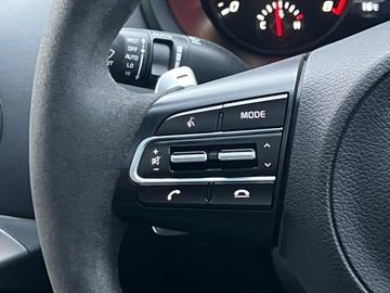 https://dvg-vehicle-assets.s3.amazonaws.com/V004229/nlbxr8078orcgo6fht37evny.jpg