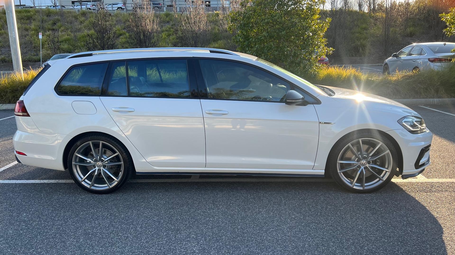 Volkswagen Golf image 3