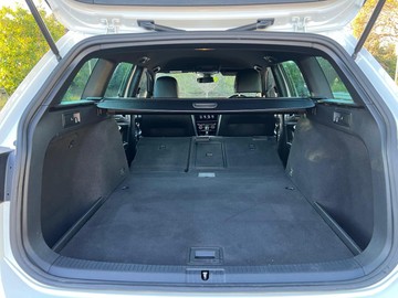 https://dvg-vehicle-assets.s3.amazonaws.com/V004238/b3saq47yn5ebzvic4lydr02db.jpg