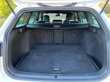 https://dvg-vehicle-assets.s3.amazonaws.com/V004238/fn2af5t0jgzpl5ly7am535uq.jpg