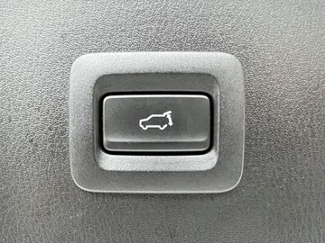 https://dvg-vehicle-assets.s3.amazonaws.com/V004243/6jbm6efqbfi8tbrl8n52x30u8.jpg
