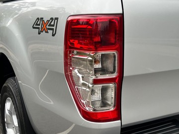 https://dvg-vehicle-assets.s3.amazonaws.com/V004281/1tocw1sj1evjt65npldig4wrw.jpg