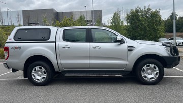 https://dvg-vehicle-assets.s3.amazonaws.com/V004281/5b4rctrzpsng52b960k2ndre6.jpg