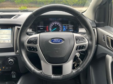 https://dvg-vehicle-assets.s3.amazonaws.com/V004281/cd0x2gu32ep4lxi5b111vslbs.jpg