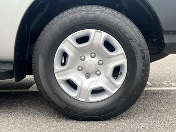 https://dvg-vehicle-assets.s3.amazonaws.com/V004281/dq88a5kgc4dxukdb7jk2axpce.jpg