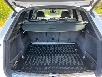 https://dvg-vehicle-assets.s3.amazonaws.com/V004300/3omctruic67zpq2s1vlak25dx.jpg