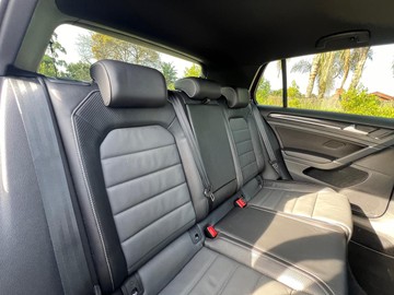https://dvg-vehicle-assets.s3.amazonaws.com/V004394/48scec9mci9vi57cr7ou37fmm.jpg