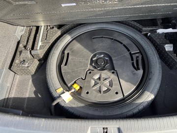 https://dvg-vehicle-assets.s3.amazonaws.com/V004394/4mhw9l2ie6ze9m0id32g7gdin.jpg