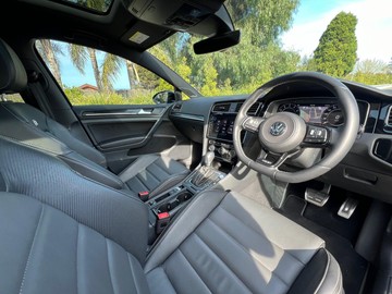 https://dvg-vehicle-assets.s3.amazonaws.com/V004394/a4x86fawv1u39shzdxlqotey6.jpg