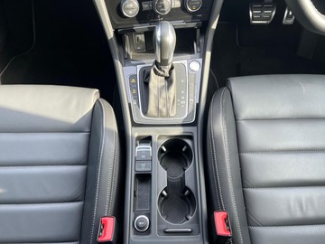 https://dvg-vehicle-assets.s3.amazonaws.com/V004394/c6glk7fsdbb2i5qp8mwcpikch.jpg