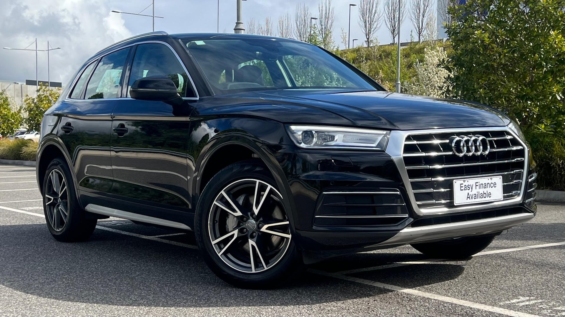 Audi Q5 image 1