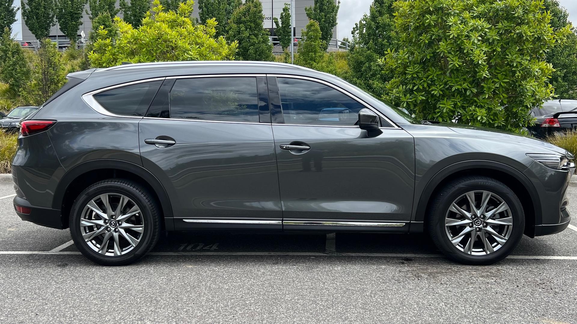 Mazda Cx-8 image 3