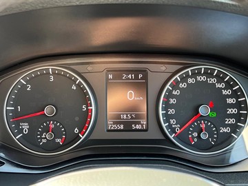 https://dvg-vehicle-assets.s3.amazonaws.com/V004449/1wyrokigly3qz808x0ows6j4s.jpg