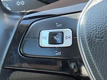 https://dvg-vehicle-assets.s3.amazonaws.com/V004449/4ou9wsc52bghx7nhd7werwyh9.jpg