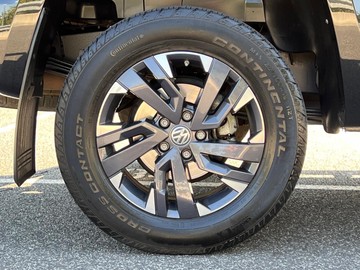 https://dvg-vehicle-assets.s3.amazonaws.com/V004449/5e1zet8jh18bmsb2z81wrd6y6.jpg