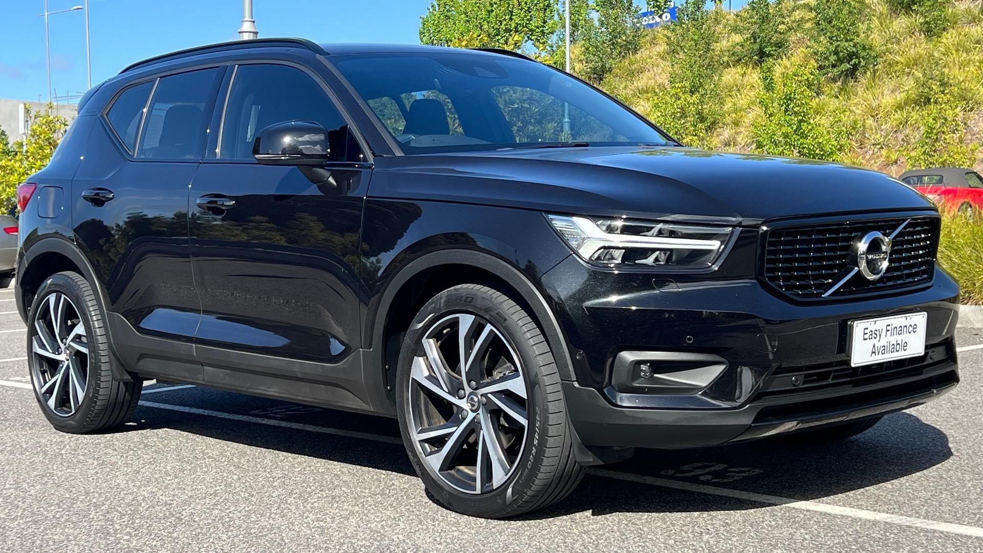 Volvo Xc40 image 2