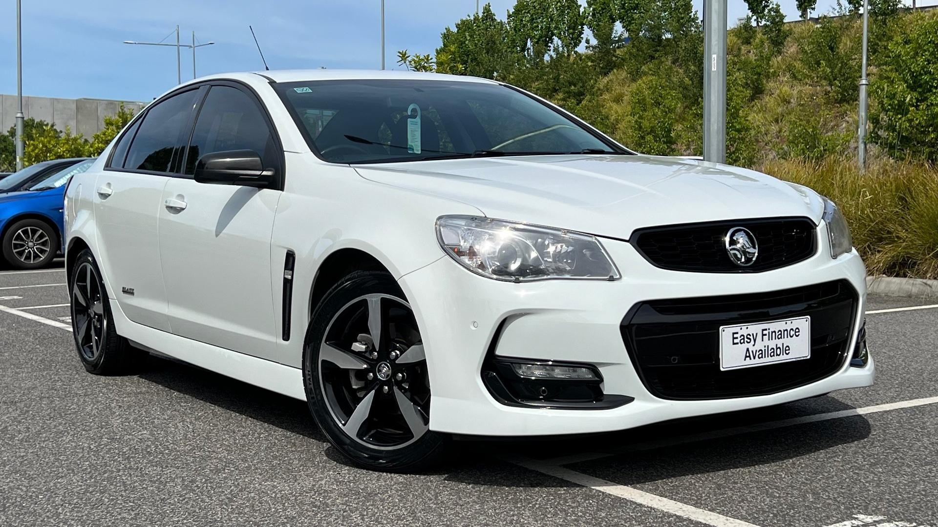 Holden Commodore image 1