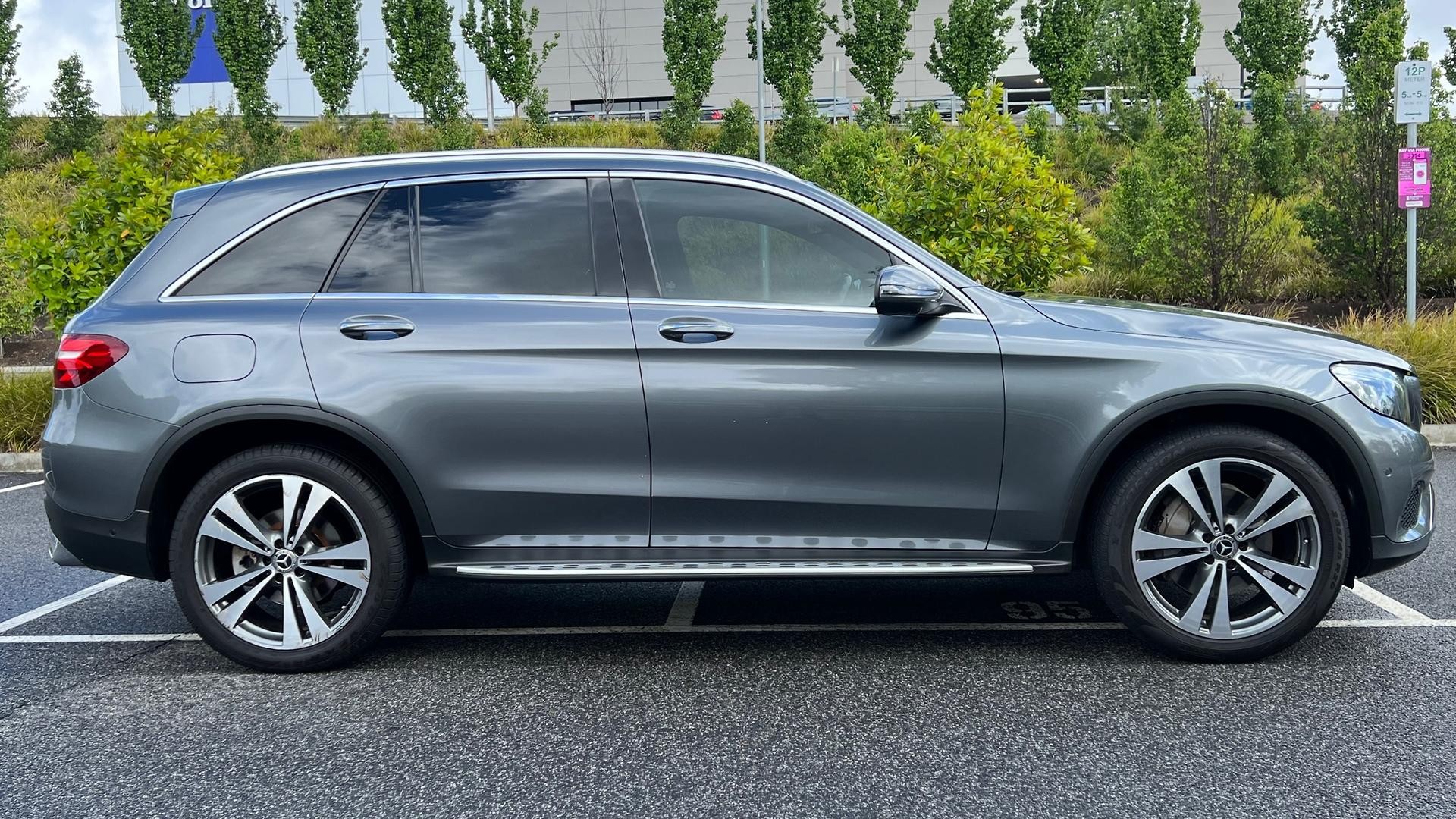 Mercedes Benz Glc-class image 3