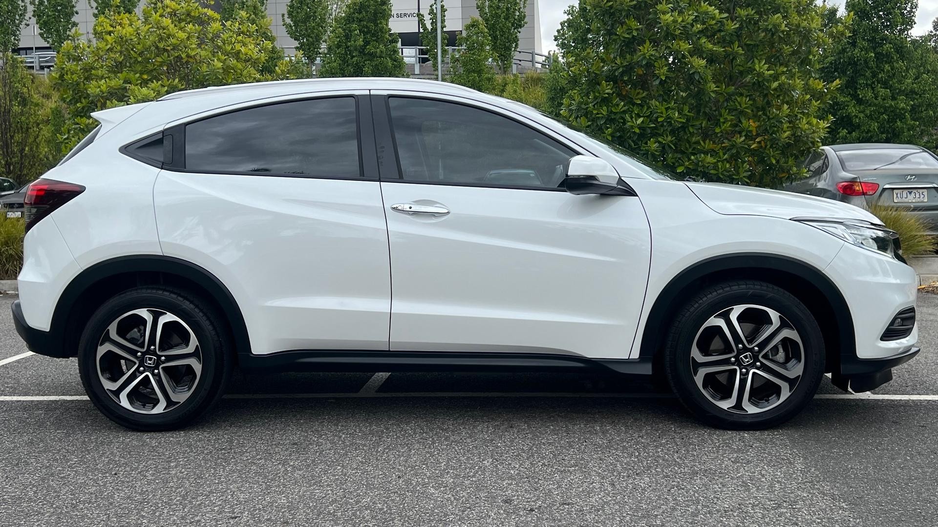 Honda Hr-v image 3