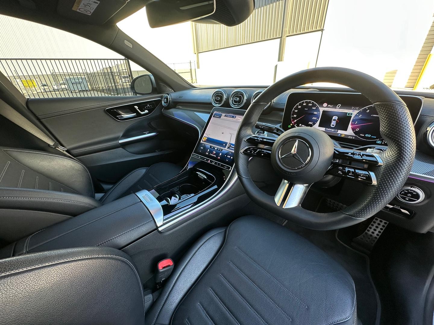 Mercedes Benz C-class image 3