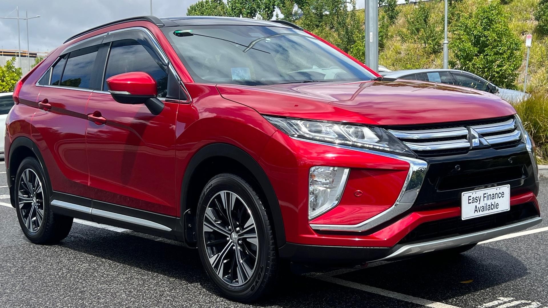 Mitsubishi Eclipse Cross image 2