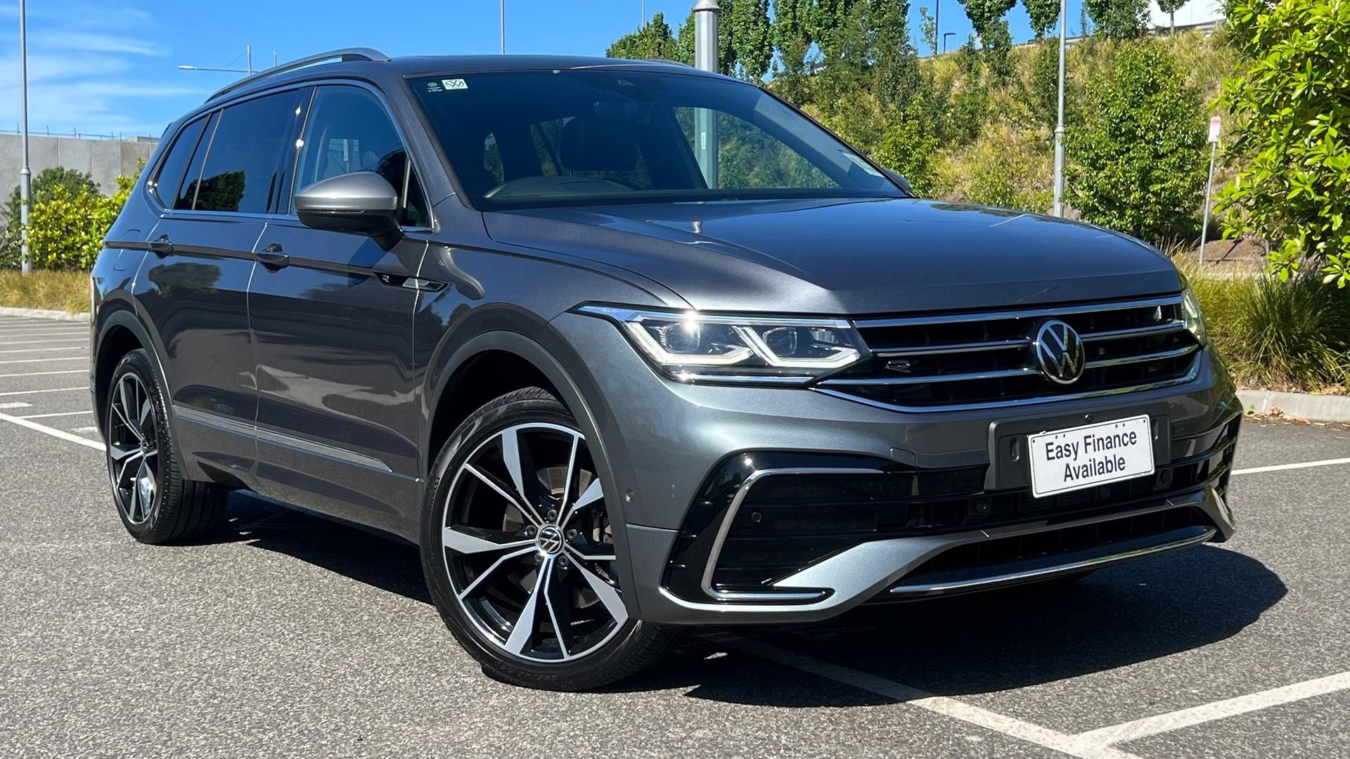 Volkswagen Tiguan image 1