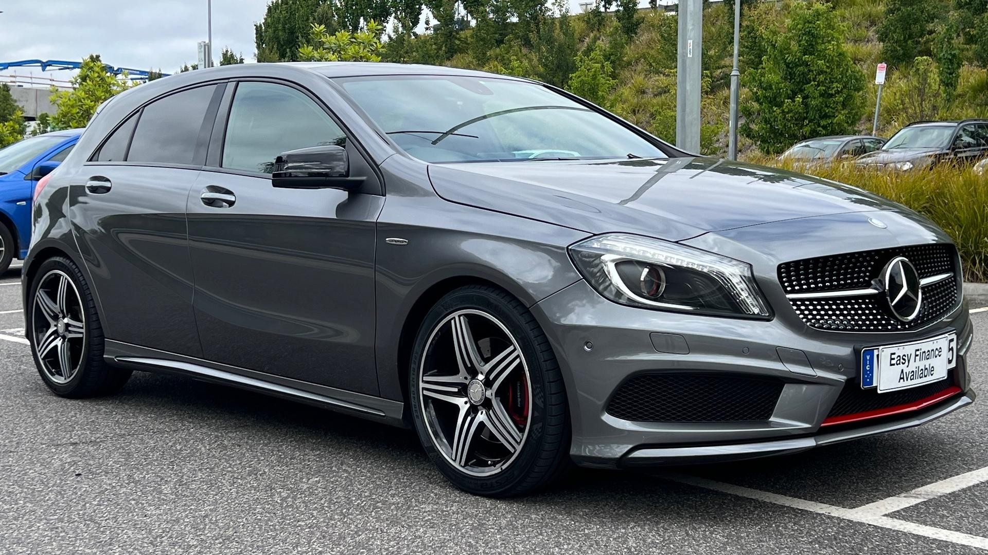 Mercedes Benz A-class image 2