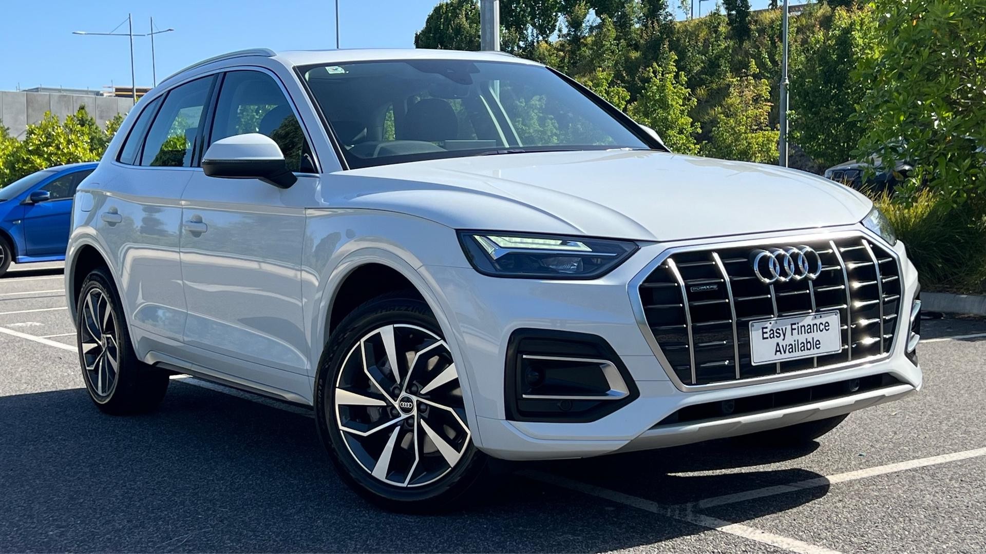 Audi Q5 image 1