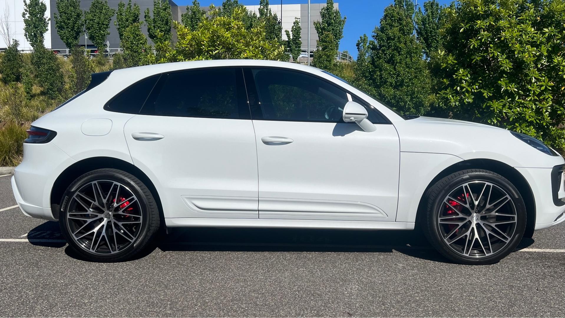 Porsche Macan image 3