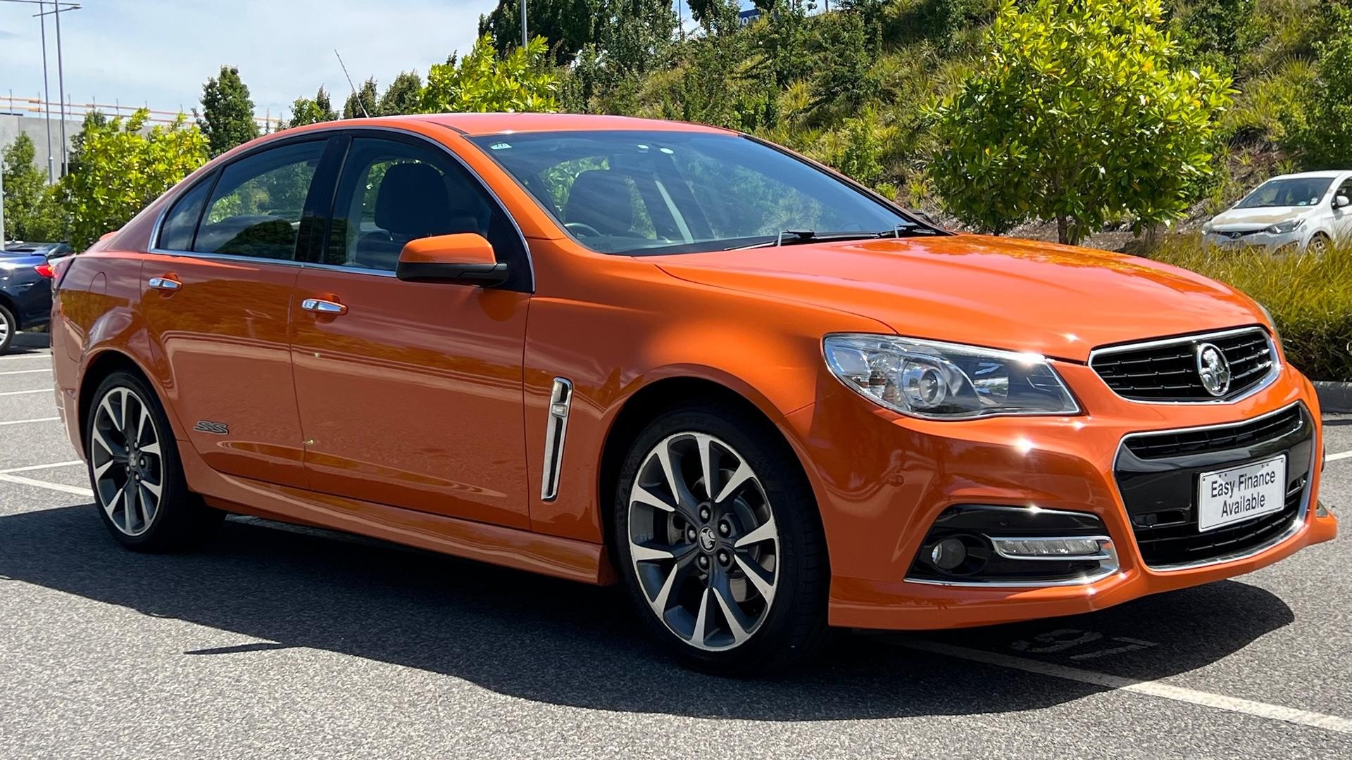 Holden Commodore image 2