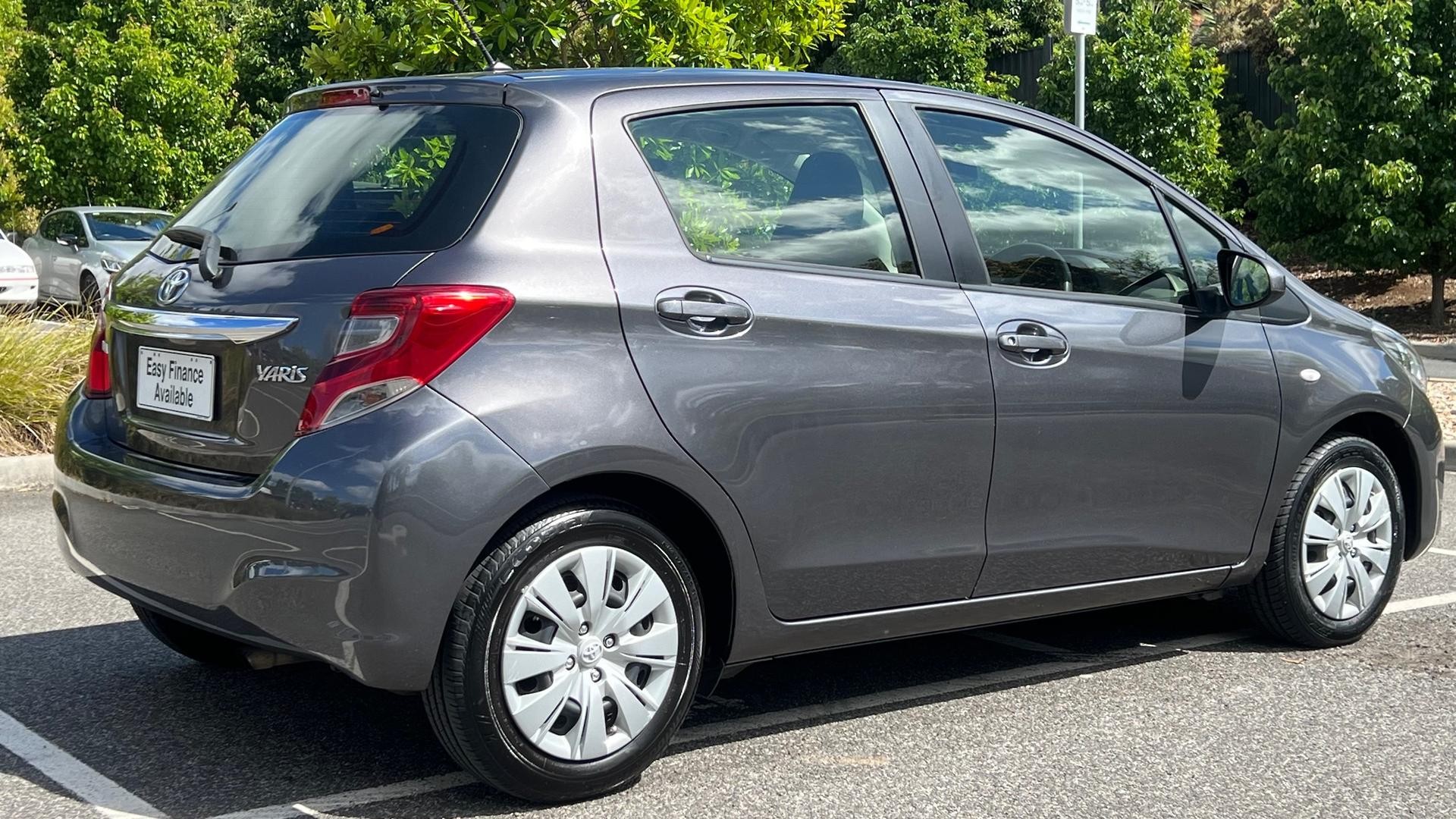 Toyota Yaris image 4