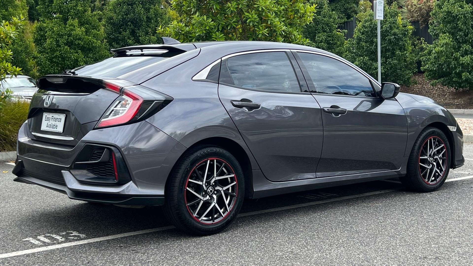 Honda Civic image 4