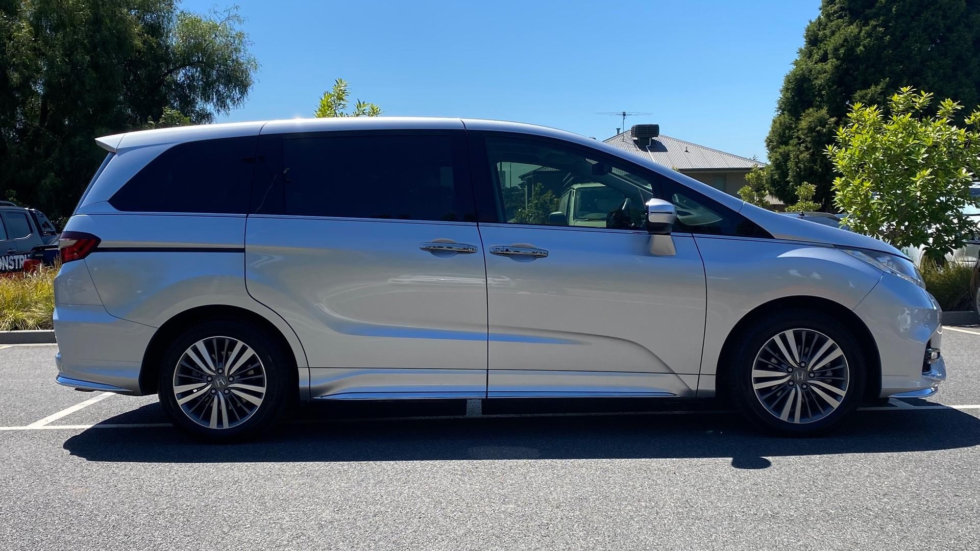 Honda Odyssey image 3