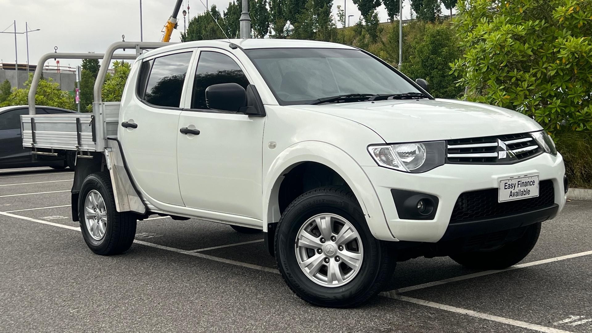 Mitsubishi Triton image 1