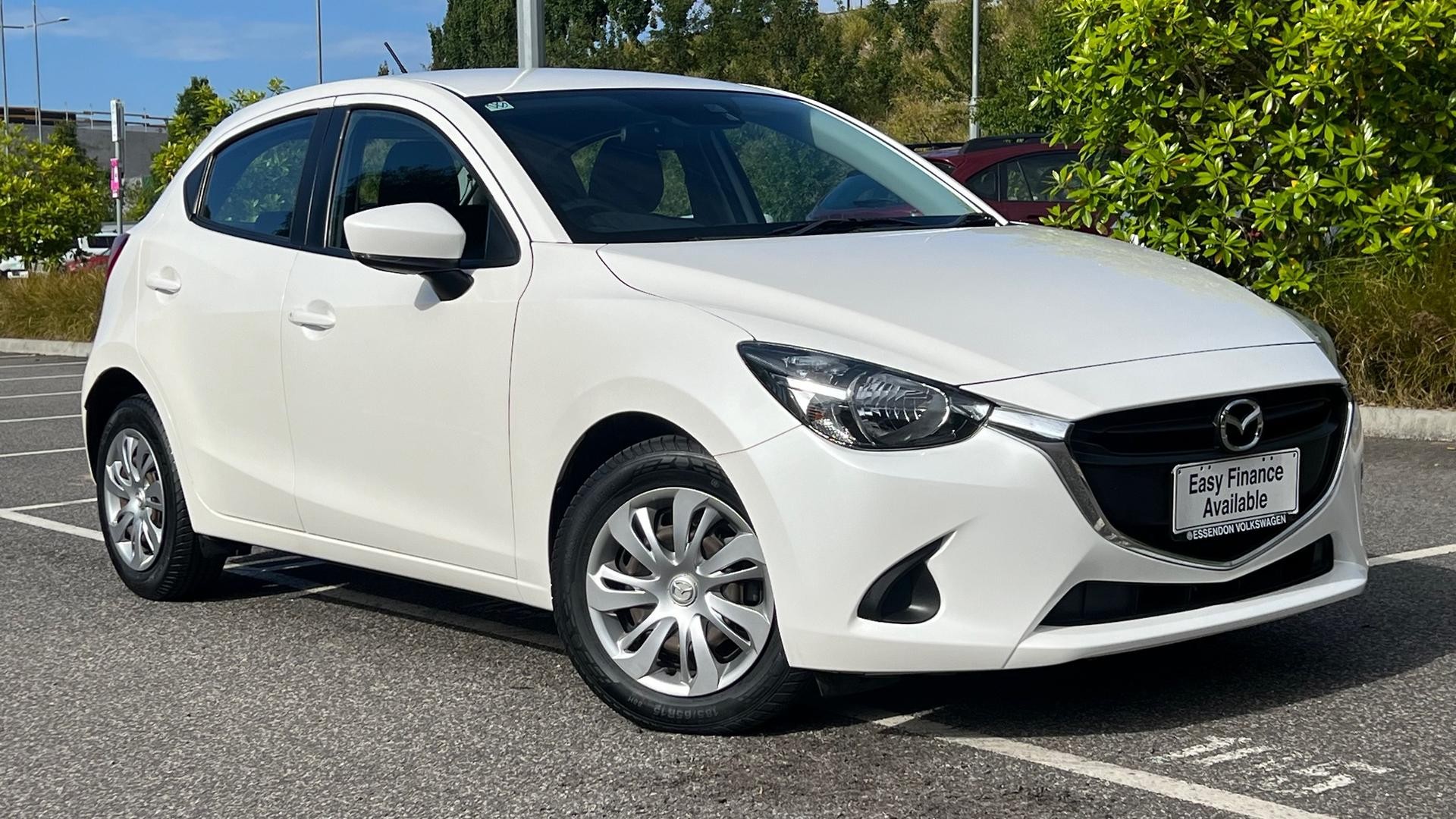 Mazda 2 image 1