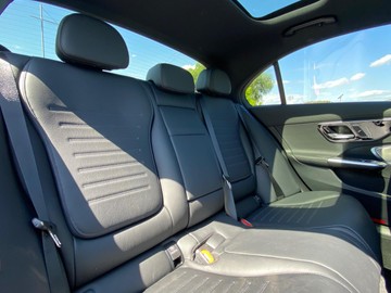 https://dvg-vehicle-assets.s3.amazonaws.com/V004679/220ey623m44flor799e1vamnz.jpg