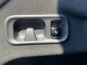 https://dvg-vehicle-assets.s3.amazonaws.com/V004679/7f52xw1ztfgy6nedod6pjod6k.jpg