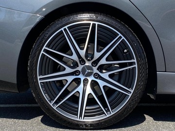 https://dvg-vehicle-assets.s3.amazonaws.com/V004679/9hggxxjzymor2bscfx415jokx.jpg