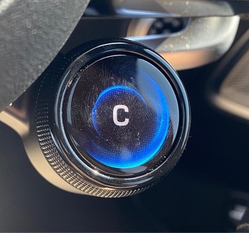 https://dvg-vehicle-assets.s3.amazonaws.com/V004679/ai3l68ojywqt9aokjrsej7qml.jpg