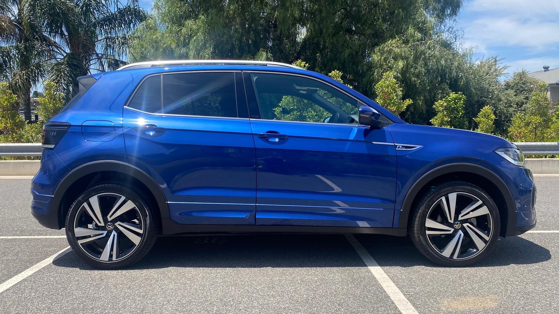 Volkswagen T-cross image 3