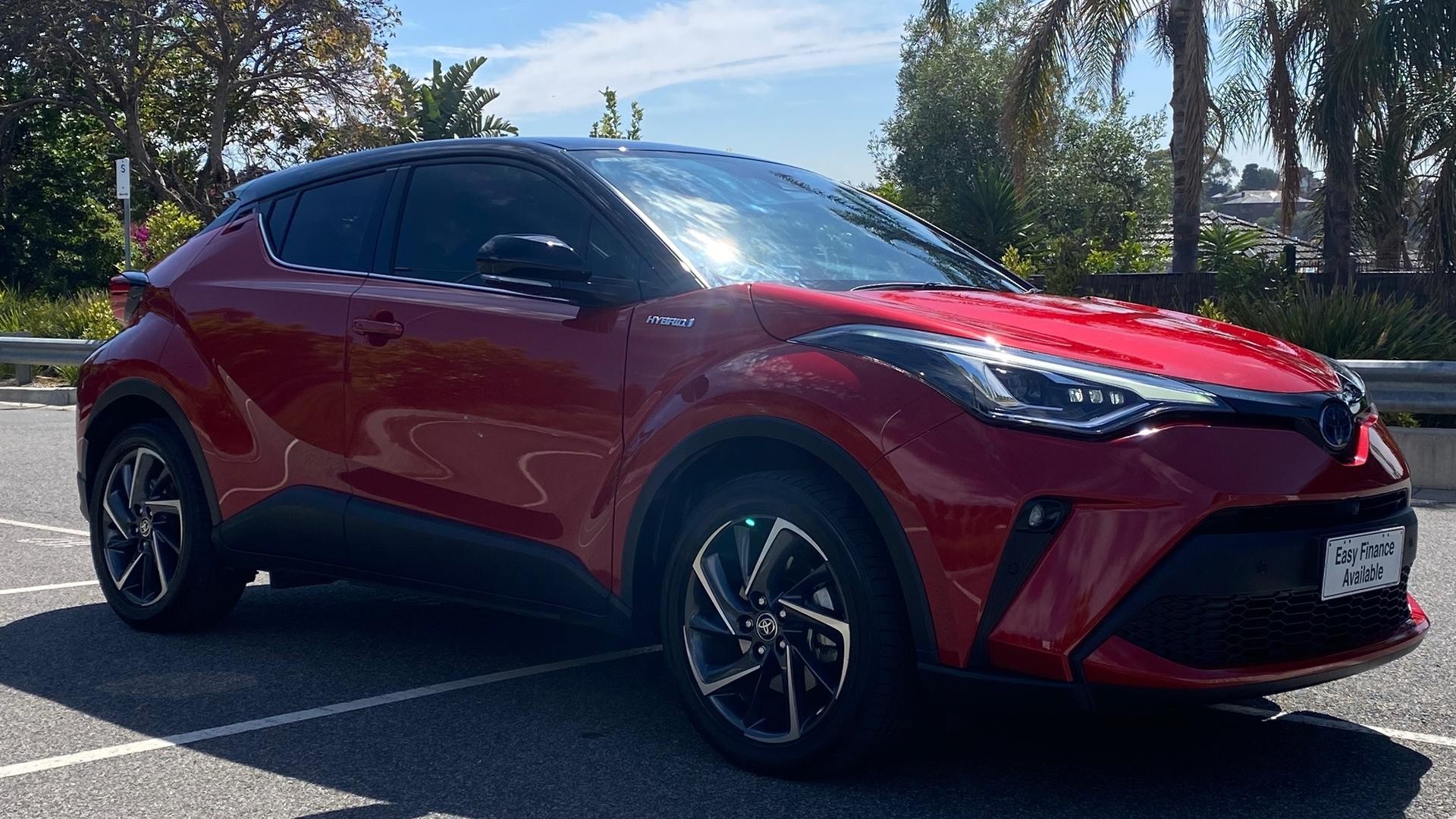 Toyota C-hr image 2