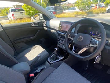 https://dvg-vehicle-assets.s3.amazonaws.com/V004704/2wshuzwk6qwj2e8b4gh5n3bux.jpg