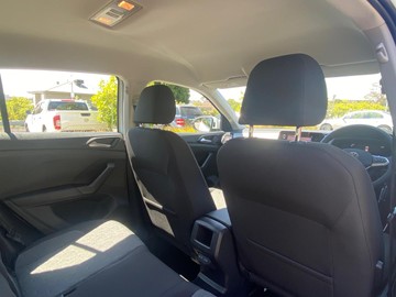 https://dvg-vehicle-assets.s3.amazonaws.com/V004704/4azx23dmzop2w5kfyawynkg2w.jpg