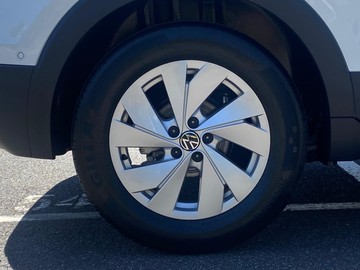 https://dvg-vehicle-assets.s3.amazonaws.com/V004704/5lrq9f57ycxq8zkrjajb2tb04.jpg