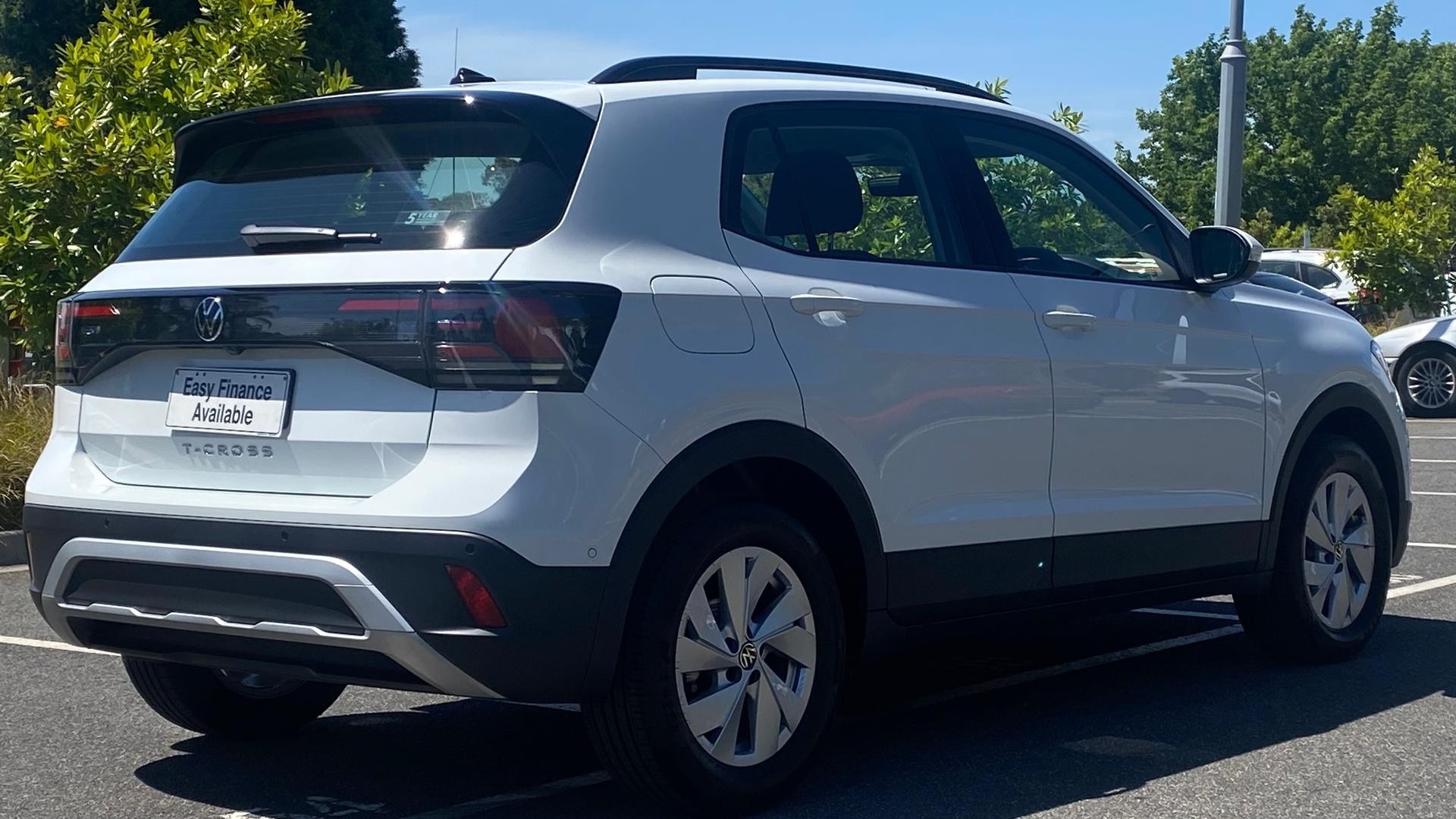 Volkswagen T-cross image 4